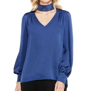 VINCE CAMUTO Long Sleeves Blouse.‎